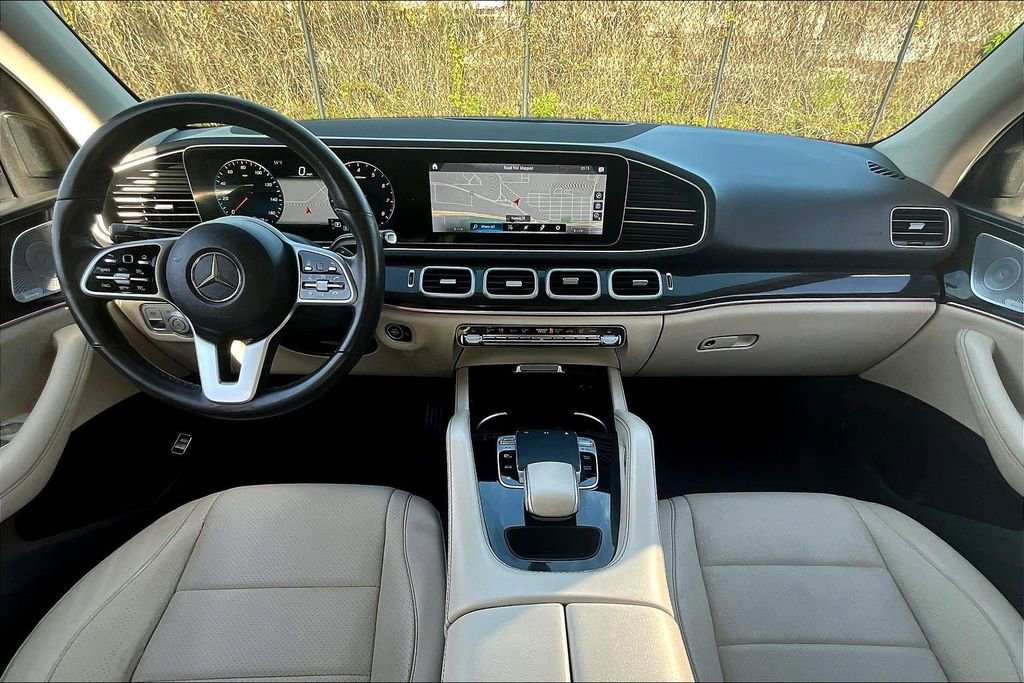 Used 2020 Mercedes-Benz GLE 350 w/ Premium Package image 20