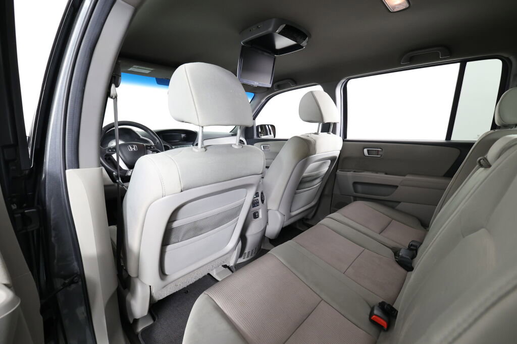 Used 2011 Honda Pilot EX image 14