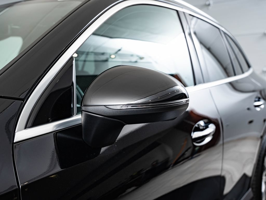 Certified 2026 Mercedes-Benz GLC 300 4MATIC image 17