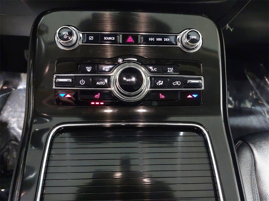 Used 2023 Lincoln Nautilus AWD w/ Premium Package image 42