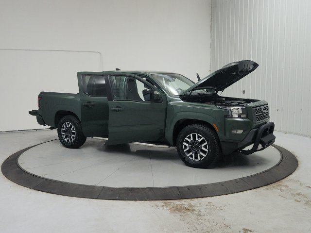 Used 2023 Nissan Frontier SV w/ SV Convenience Package RWD image 10