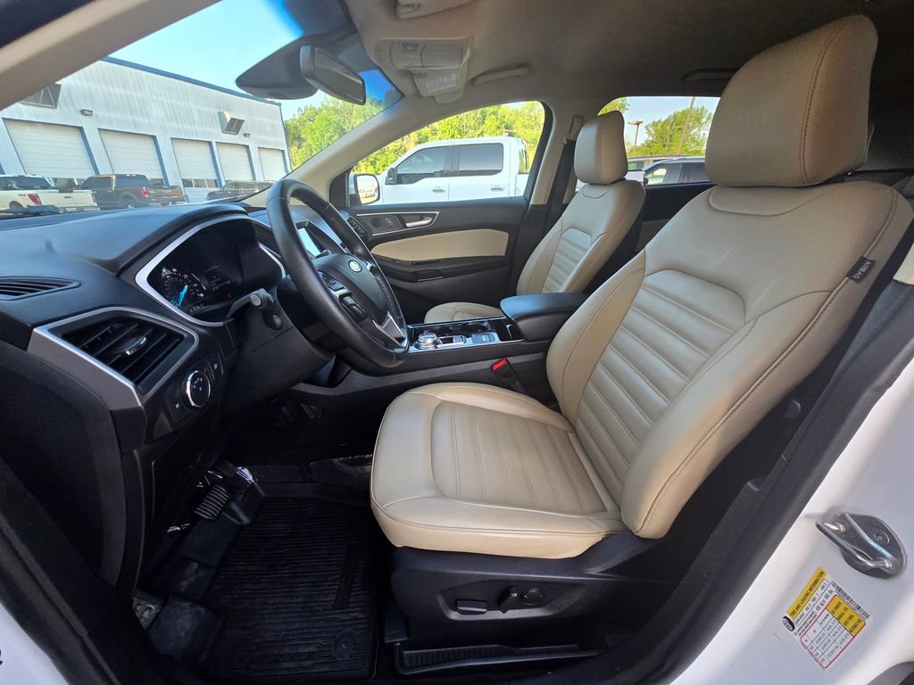 Used 2020 Ford Edge SEL AWD/4WD image 12