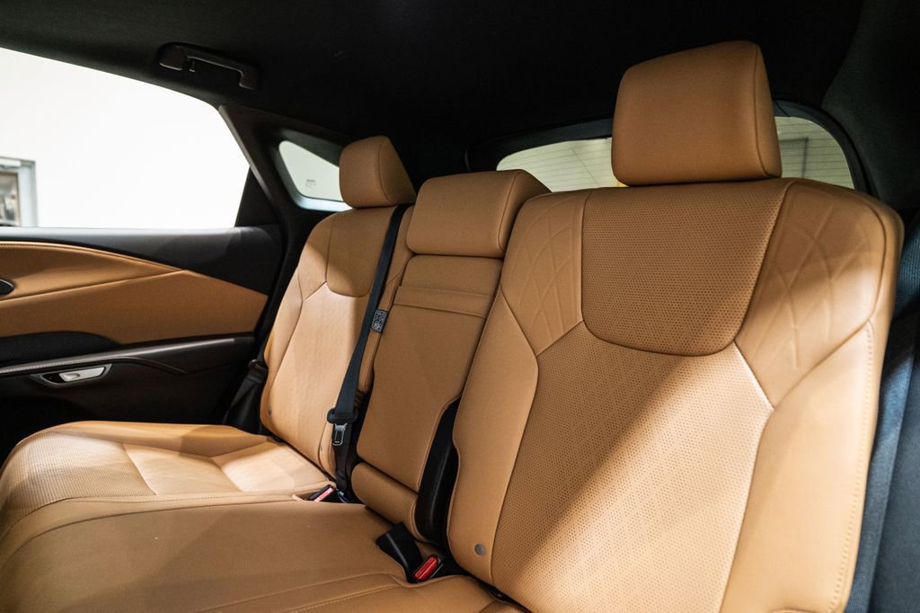 Used 2024 Lexus RX 350 Premium Plus w/ Convenience Package image 30