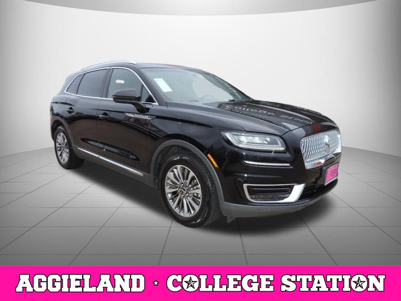 Used 2019 Lincoln Nautilus Select w/ Cargo Utility Package image 3