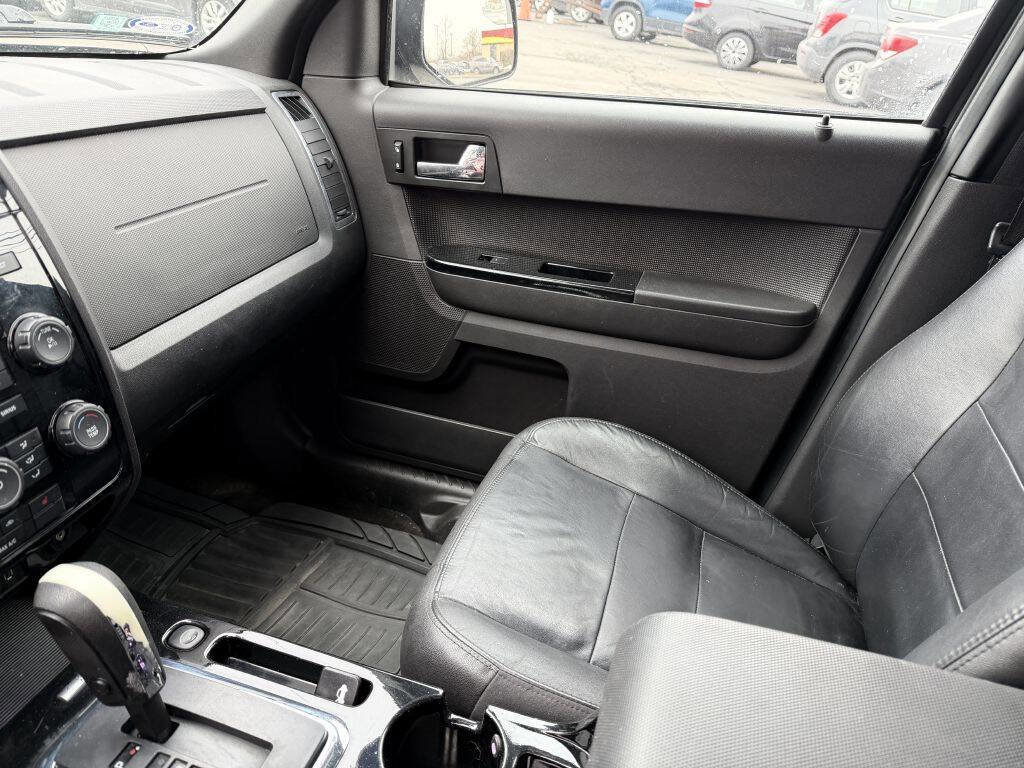 Used 2012 Ford Escape Limited image 13