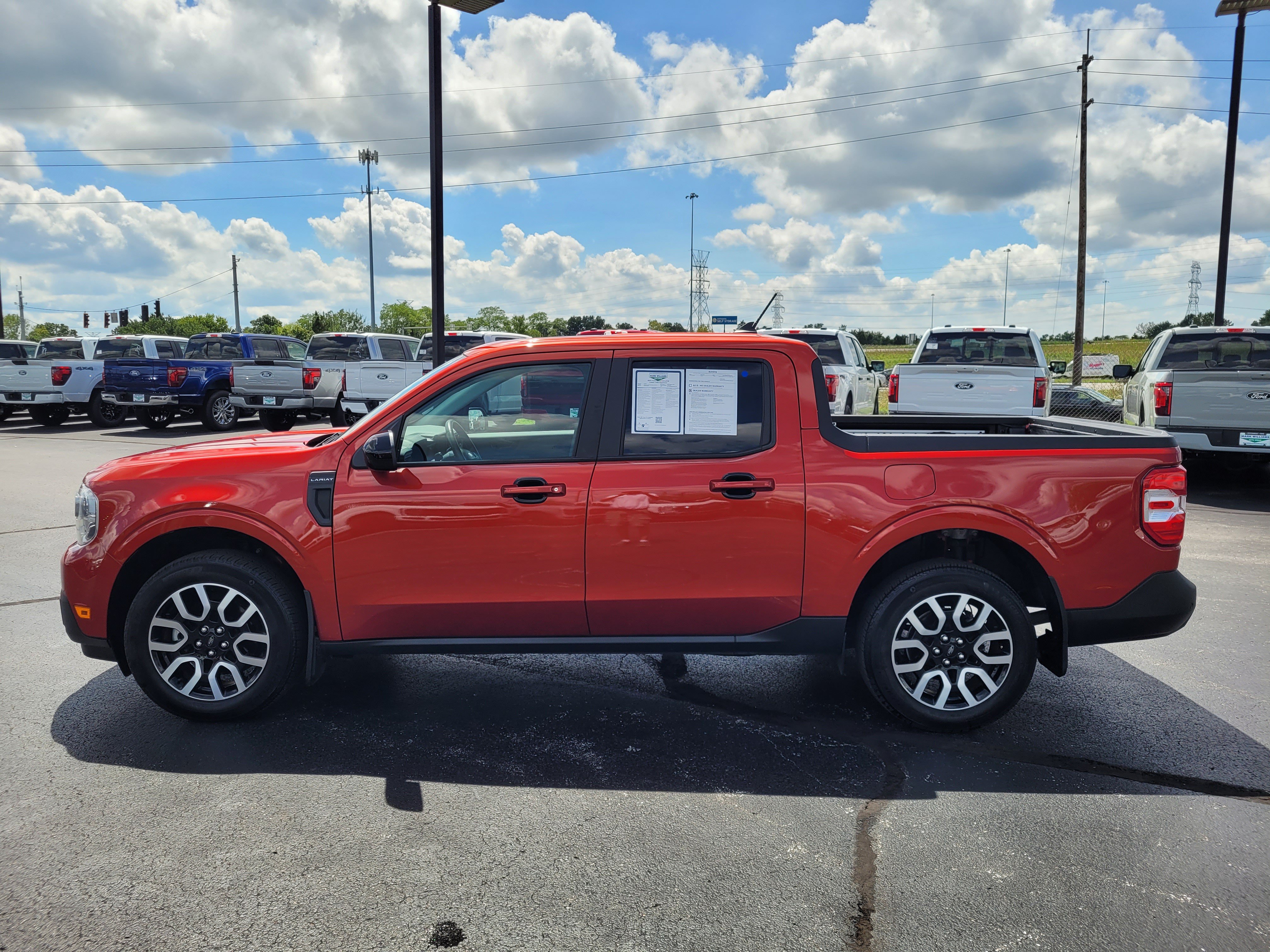 Used 2024 Ford Maverick Lariat AWD/4WD image 6