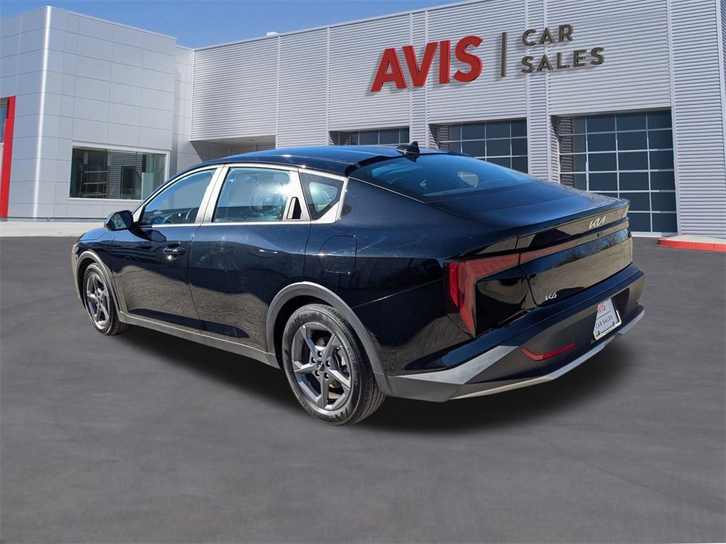 Used 2025 Kia K4 LXS image 7