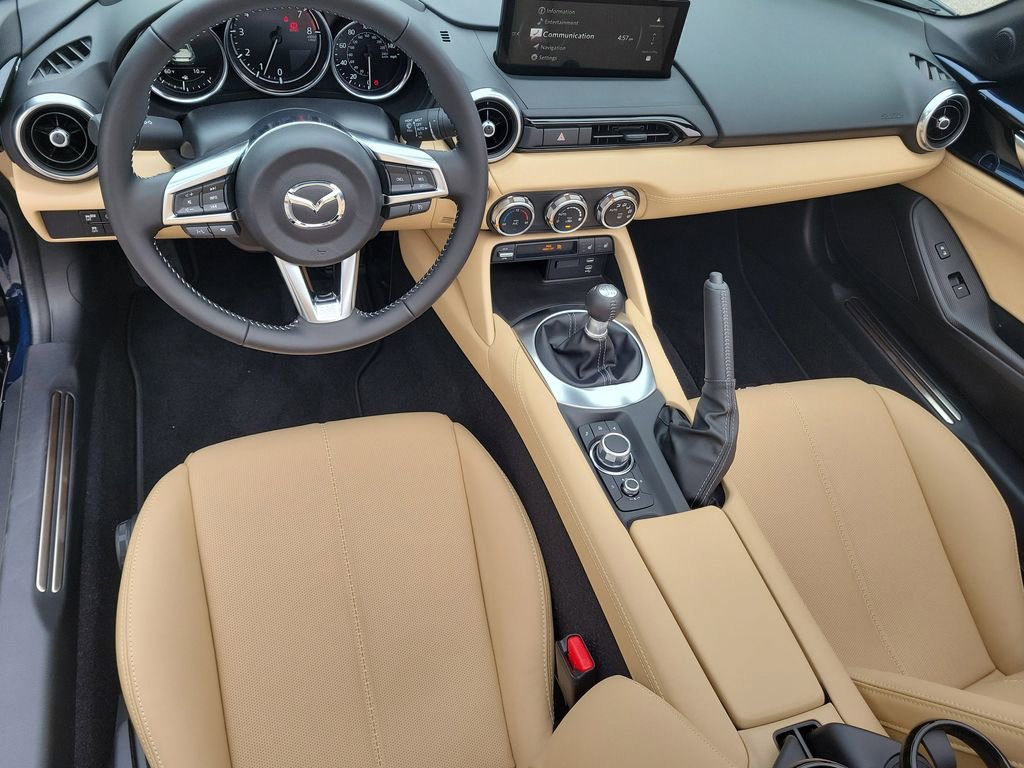 New 2025 MAZDA MX-5 Miata RF Grand Touring video 2