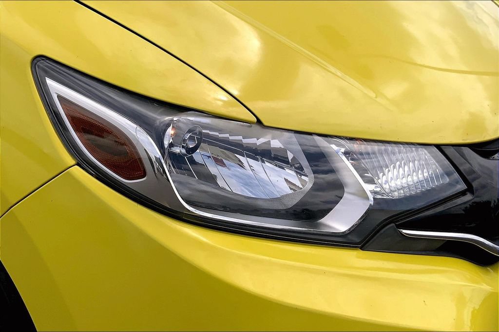 Used 2015 Honda Fit EX image 22