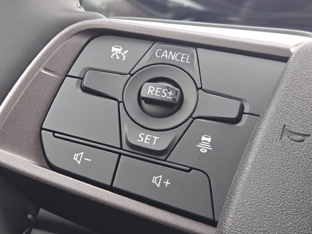 New 2027 Nissan Sentra SV w/ SV Convenience Package FWD image 9