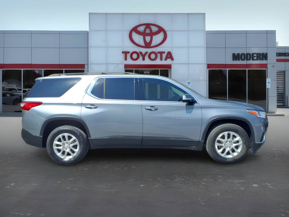 Used 2020 Chevrolet Traverse LT FWD image 6