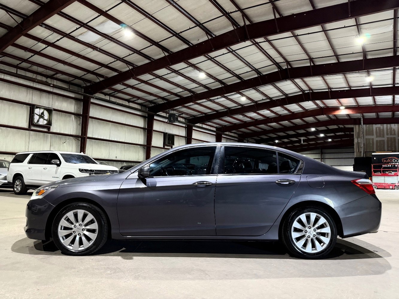 Used 2013 Honda Accord Touring image 8