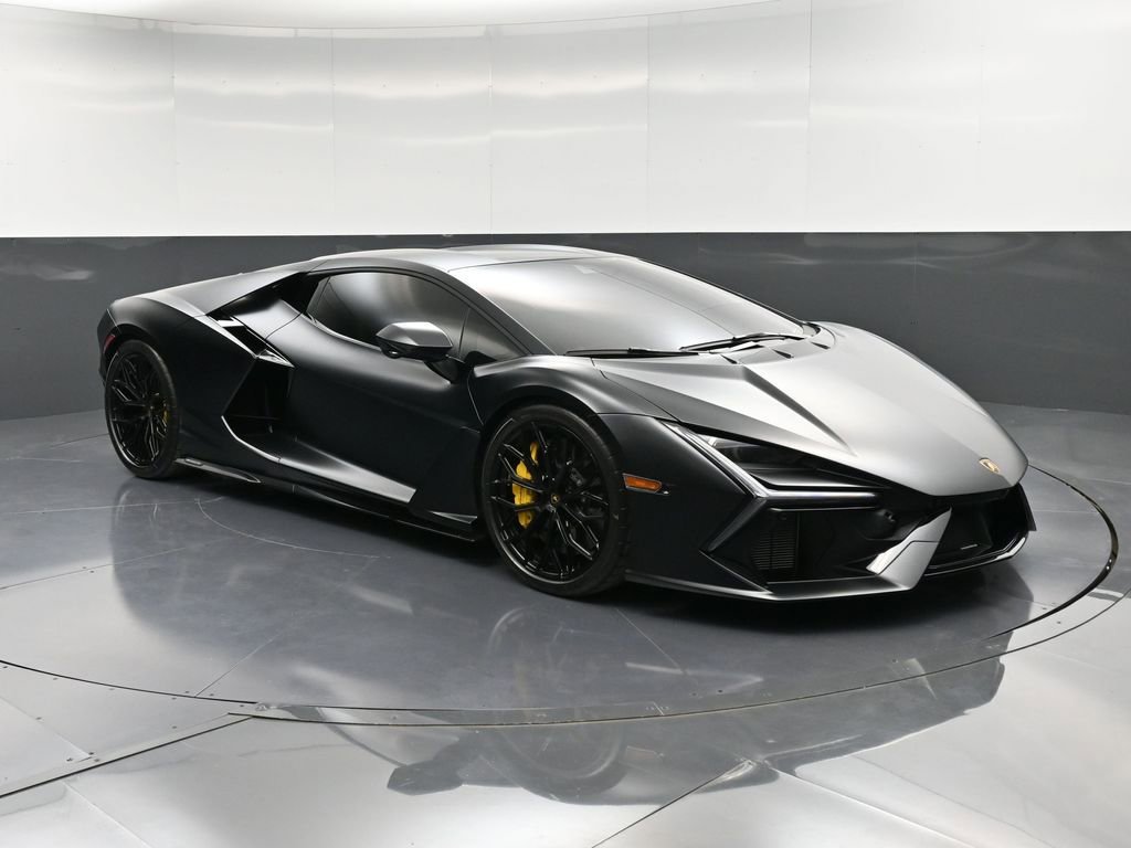 Used 2024 Lamborghini Revuelto image 10