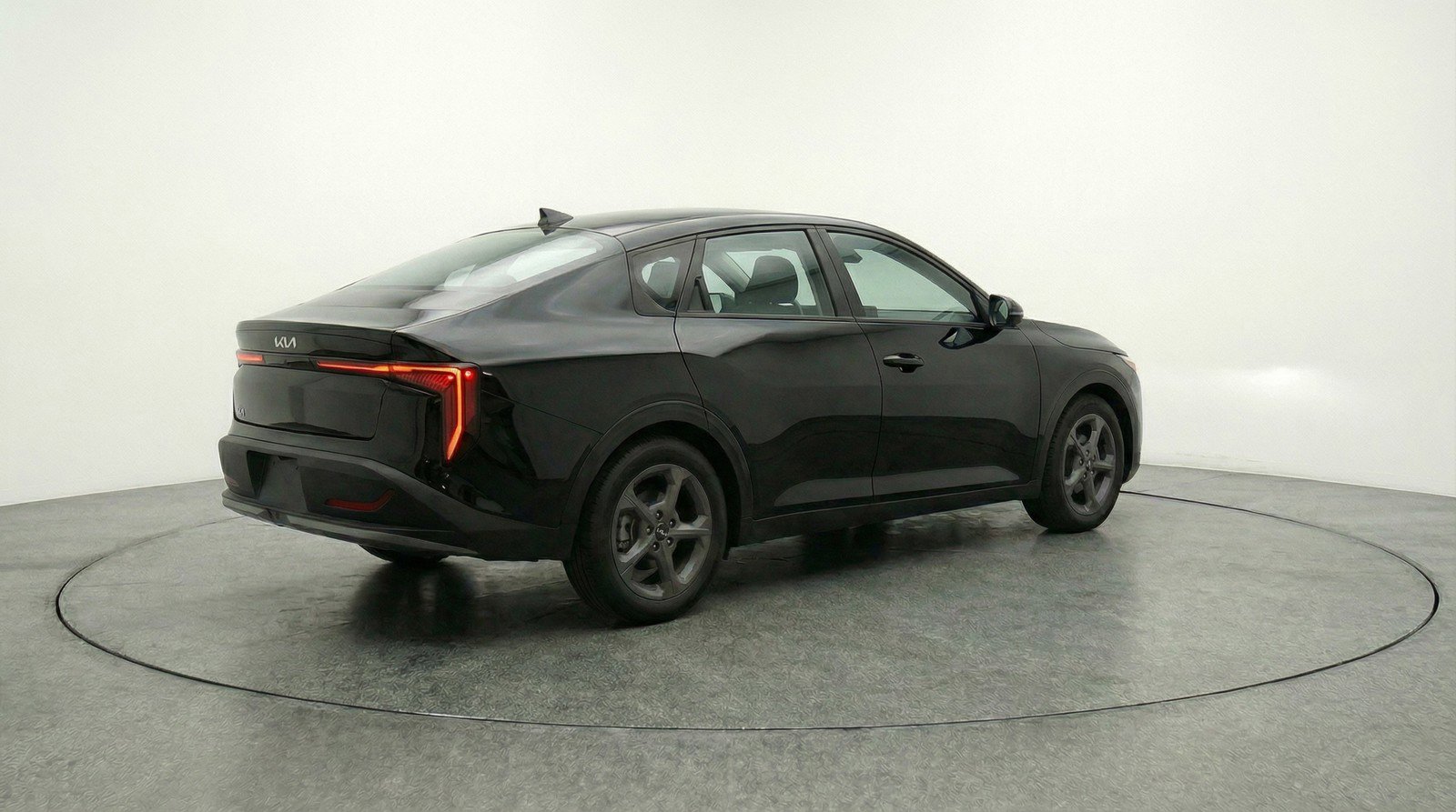 Used 2025 Kia K4 LXS FWD image 9