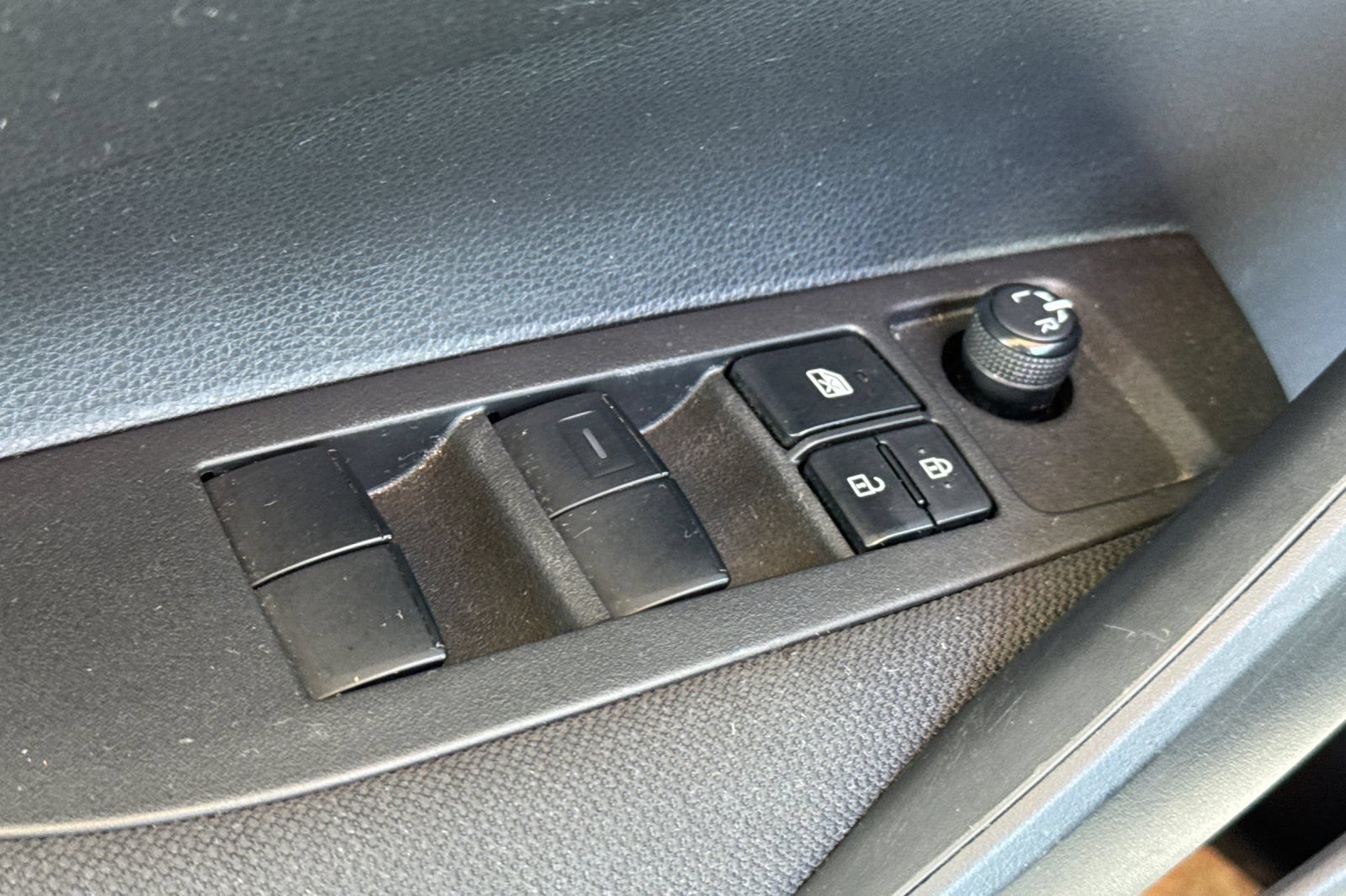 Certified 2022 Toyota Corolla LE FWD image 14
