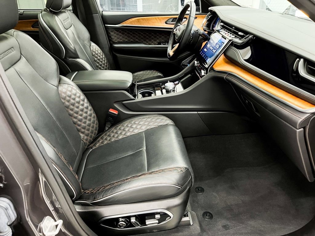 Used 2022 Jeep Grand Cherokee Summit image 35