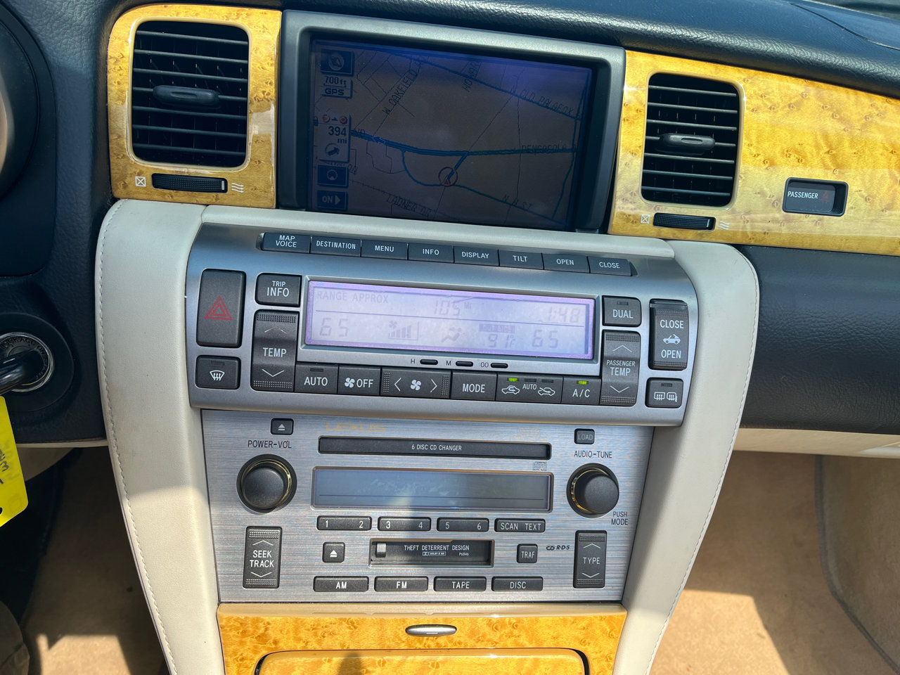 Used 2005 Lexus SC 430 Convertible image 40