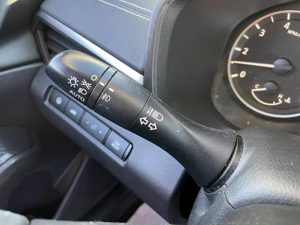 Used 2019 Nissan Altima 2.5 SV image 31