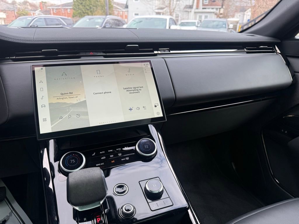 Used 2023 Land Rover Range Rover Sport SE image 29