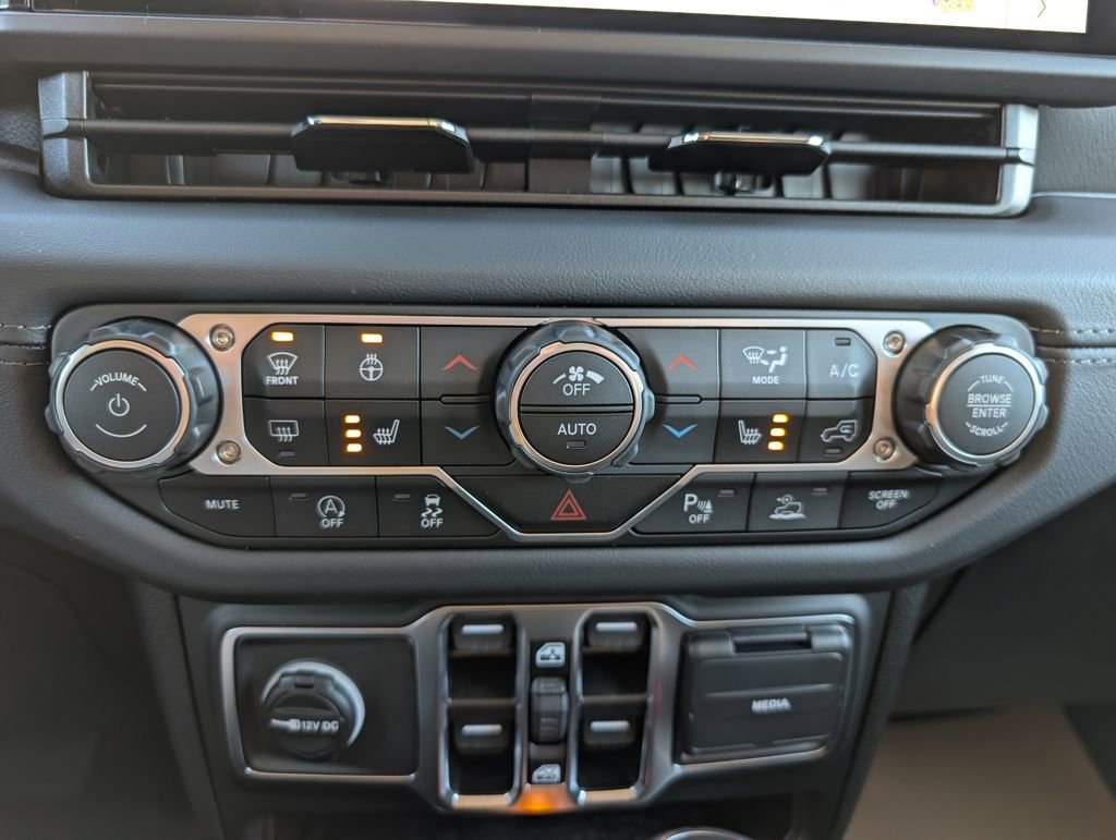 New 2026 Jeep Wrangler Sahara image 28