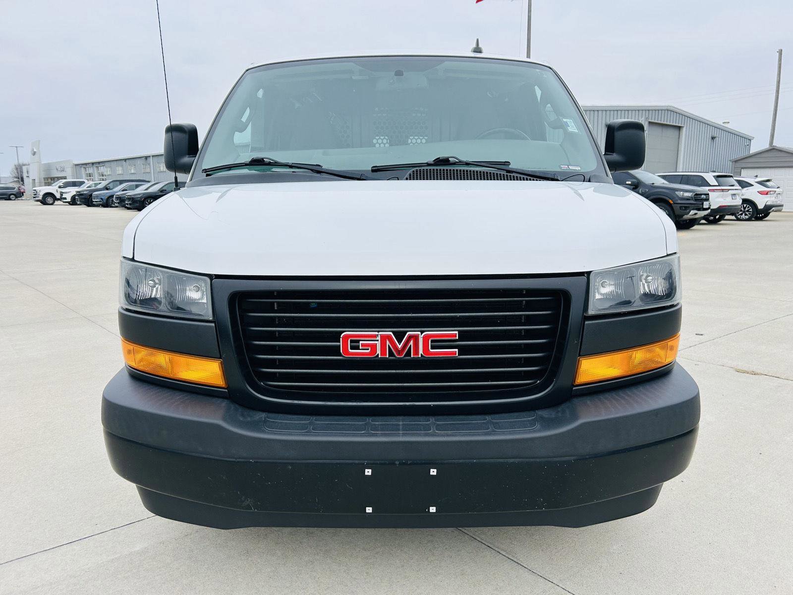 Used 2020 GMC Savana 2500 Extended w/ Driver Convenience Package image 20