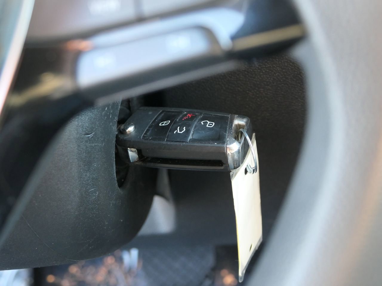 Used 2021 Volkswagen Tiguan S image 18