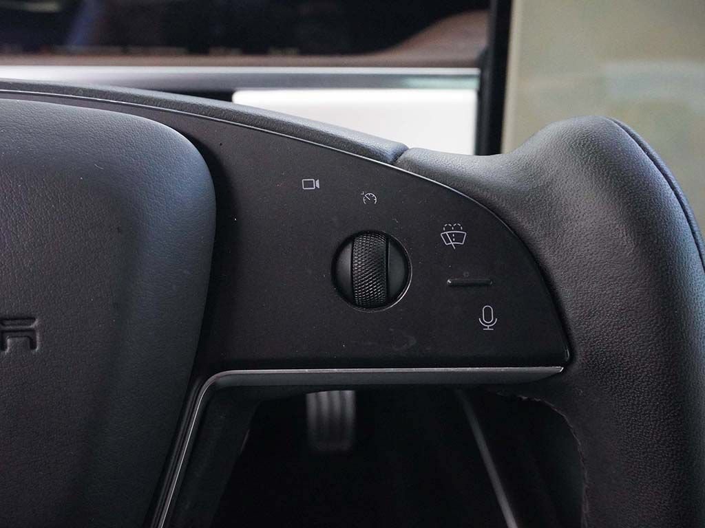 Used 2023 Tesla Model S AWD/4WD image 43