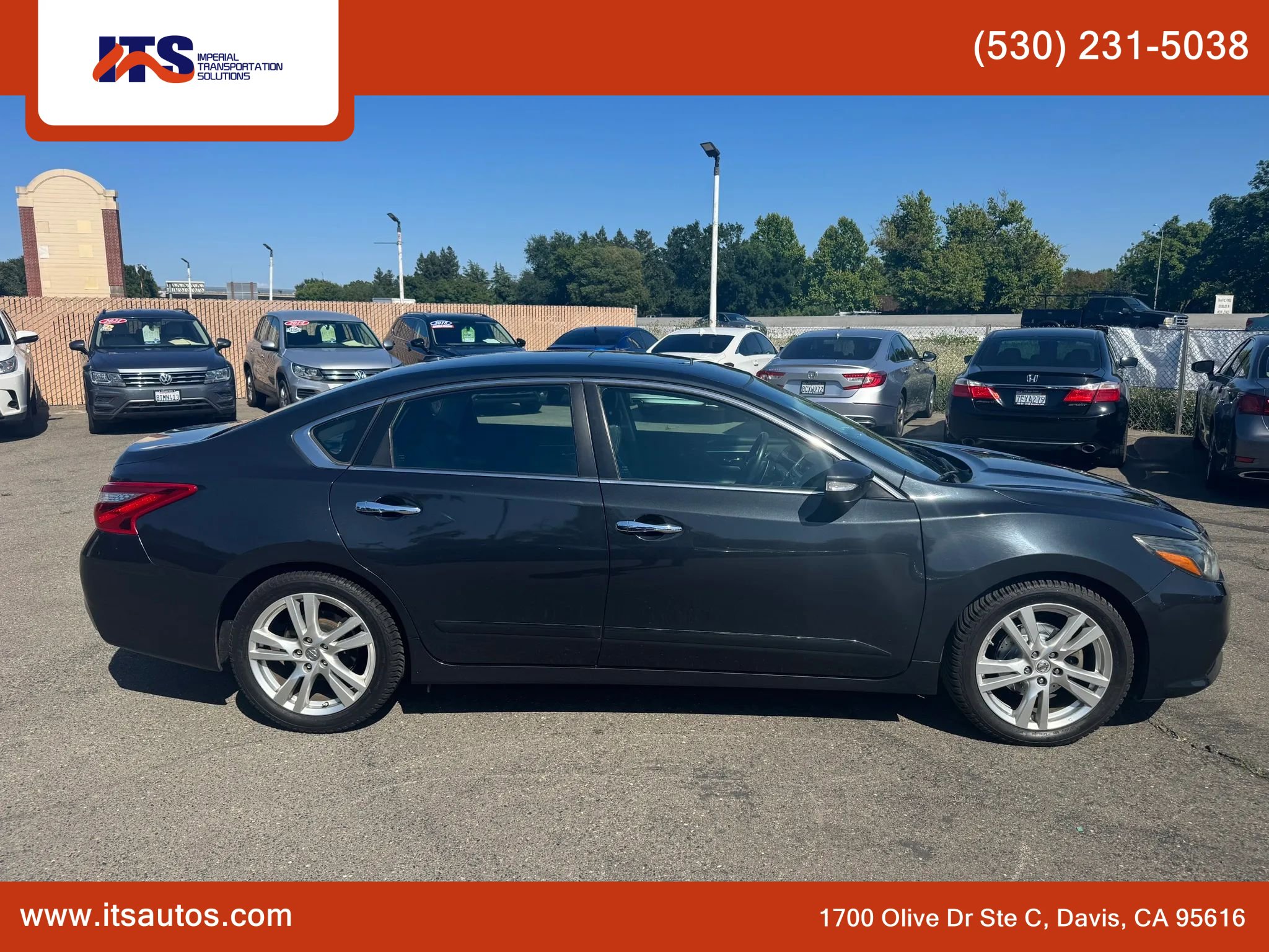 Used 2017 Nissan Altima 3.5 SL w/ 3.5SL Technology Package FWD image 6