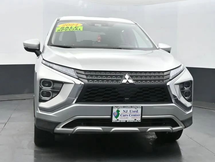 Used 2024 Mitsubishi Eclipse Cross SE image 3