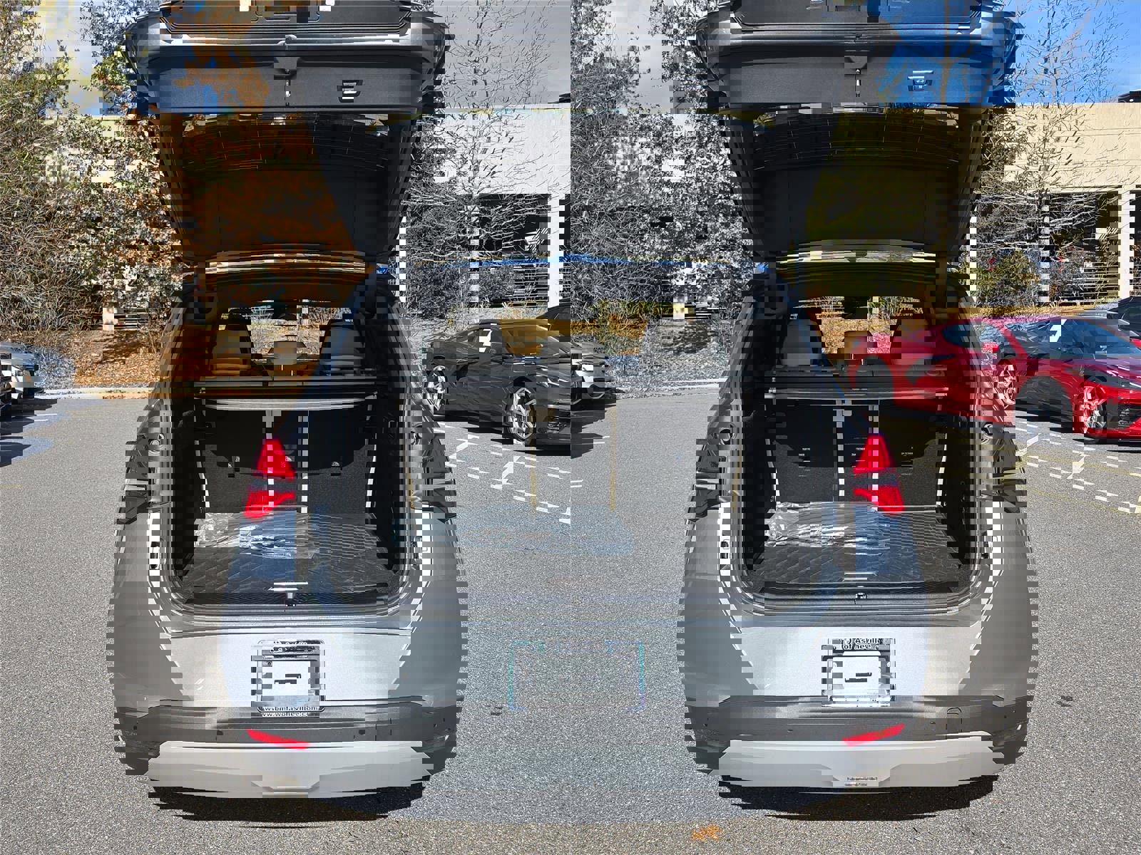 Used 2025 BMW X3 xDrive30i w/ Convenience Package image 5