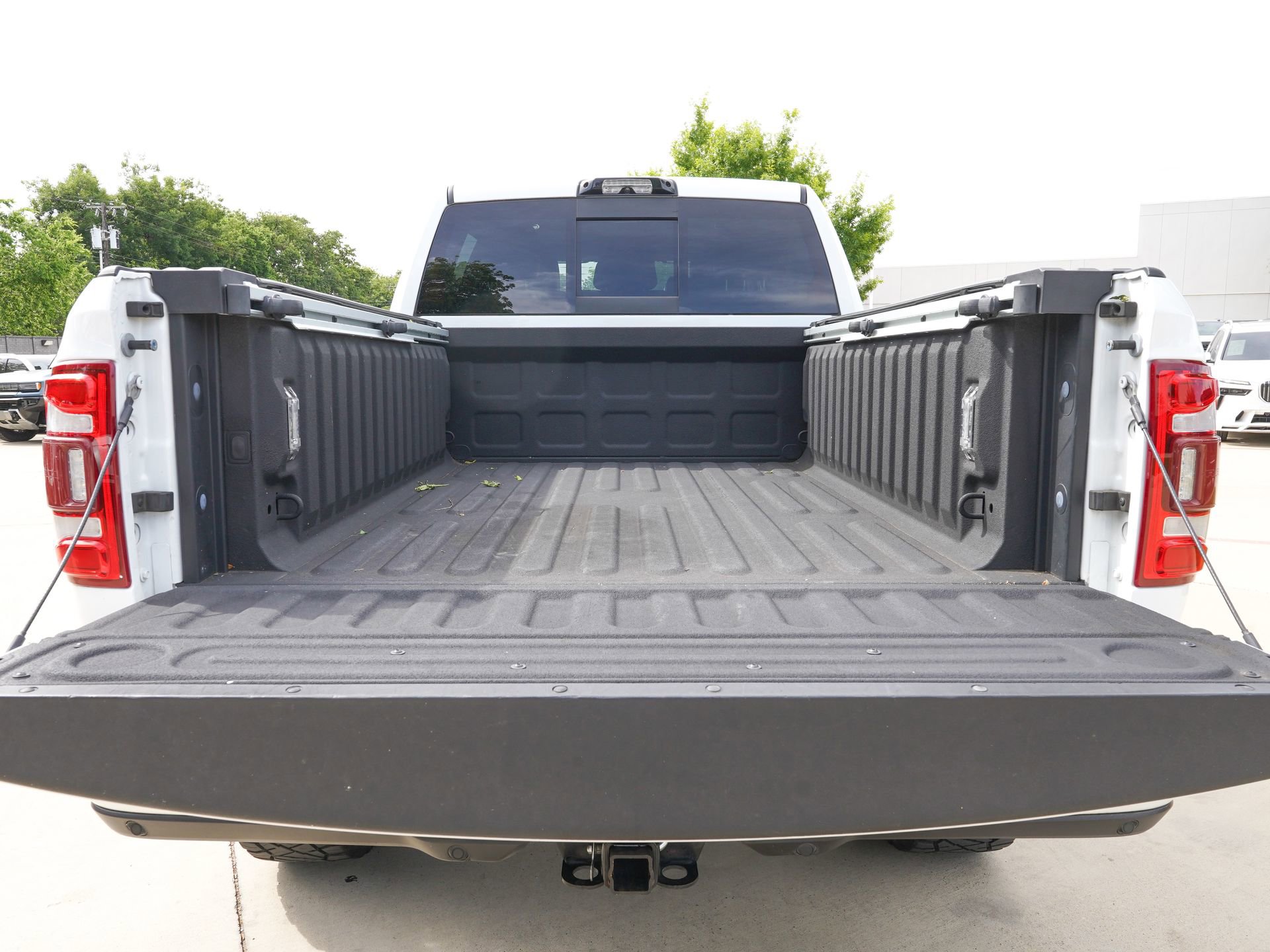 Used 2022 RAM 2500 Limited AWD/4WD image 4