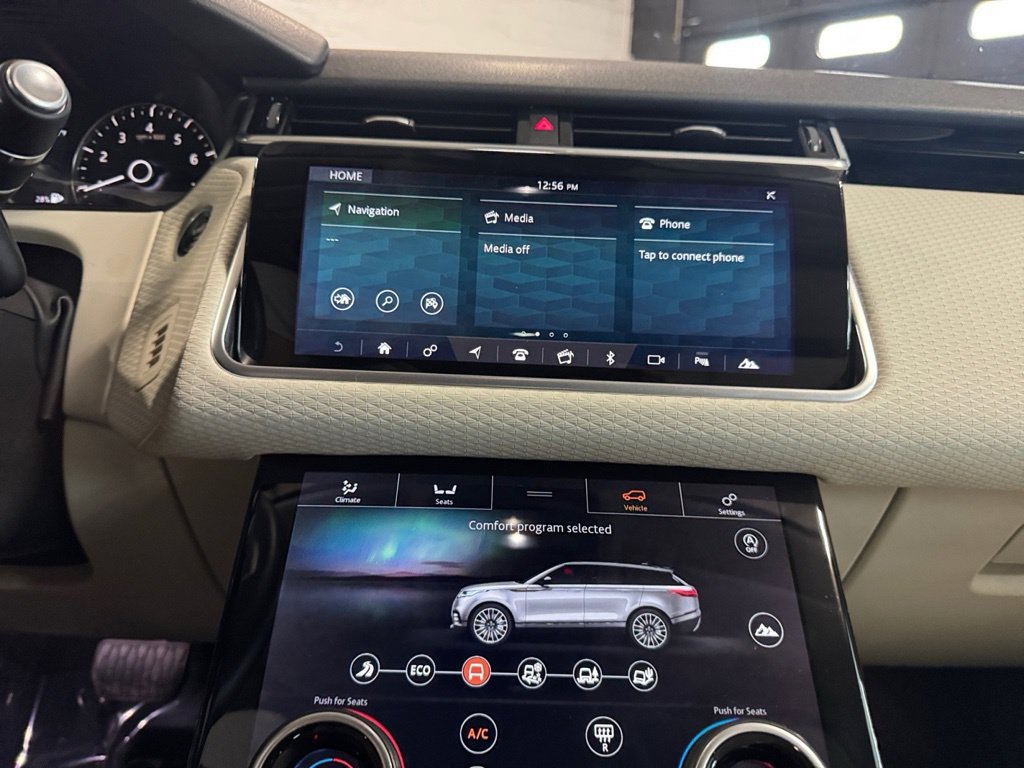 Used 2020 Land Rover Range Rover Velar S AWD/4WD image 19