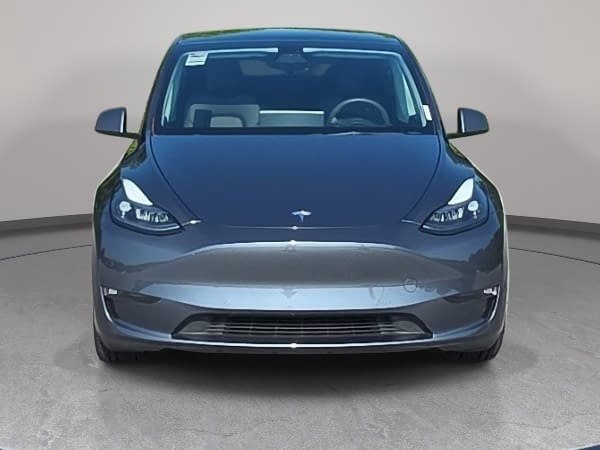 Used 2022 Tesla Model Y Performance AWD/4WD image 2