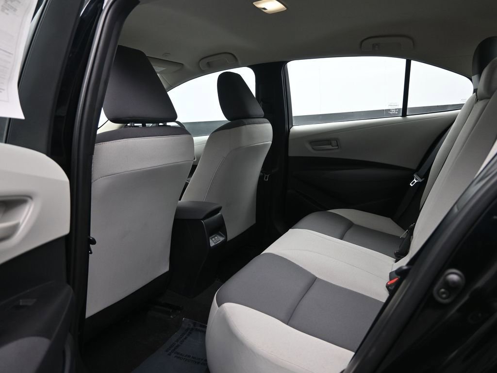 Used 2024 Toyota Corolla LE image 28