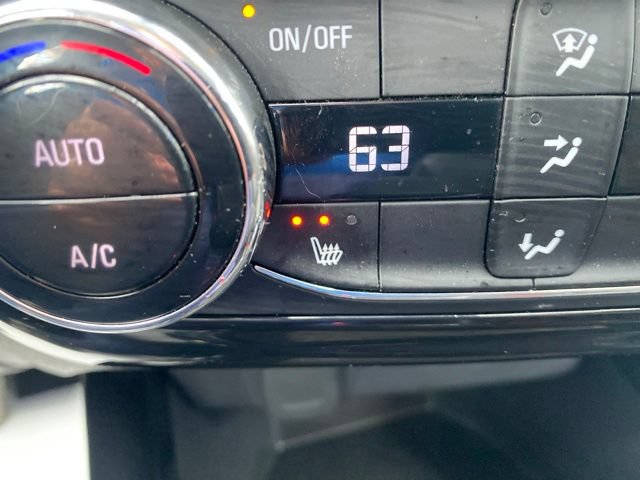 Used 2024 Chevrolet Trax ACTIV FWD image 11