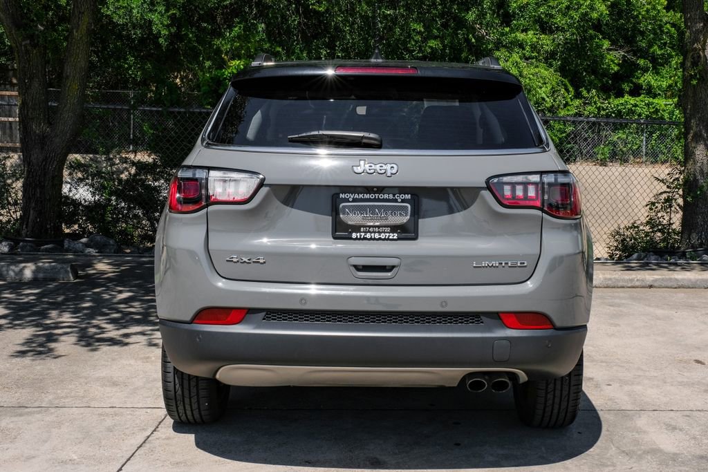 Used 2022 Jeep Compass Limited image 18