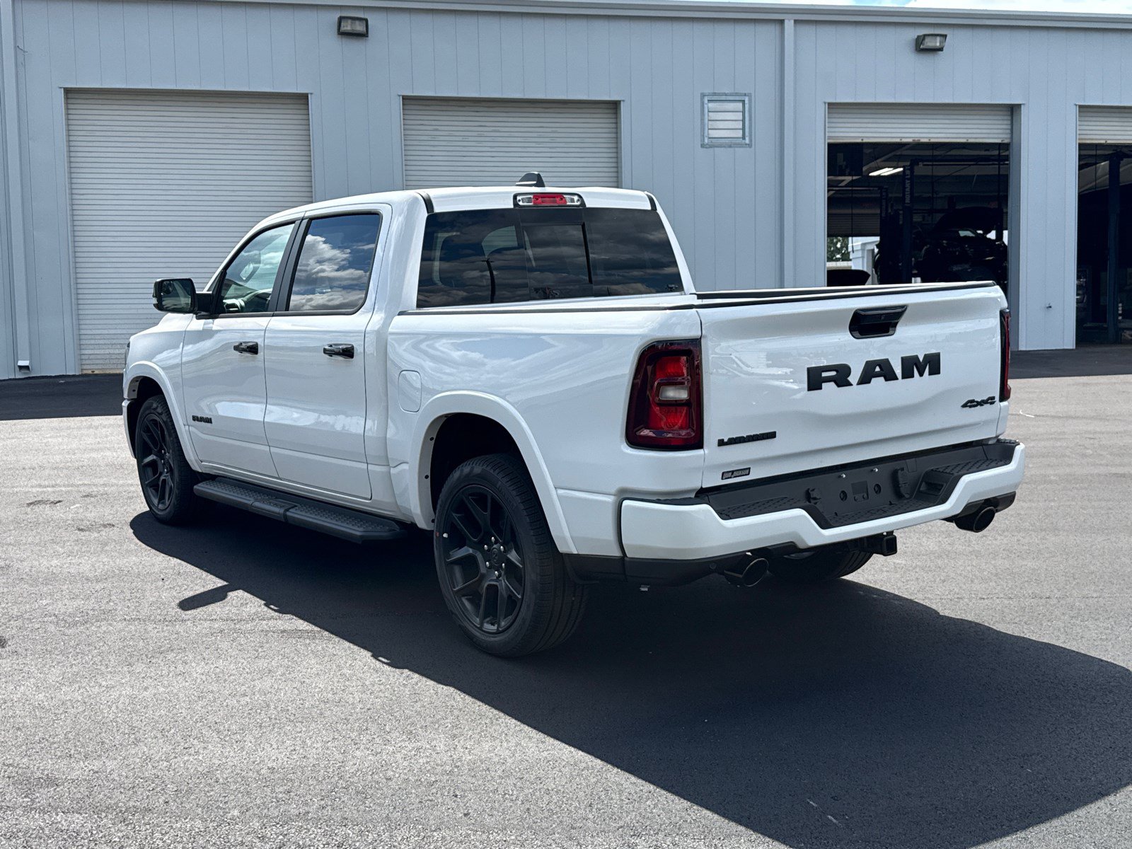 New 2027 RAM 1500 Laramie w/ Night Edition AWD/4WD image 7