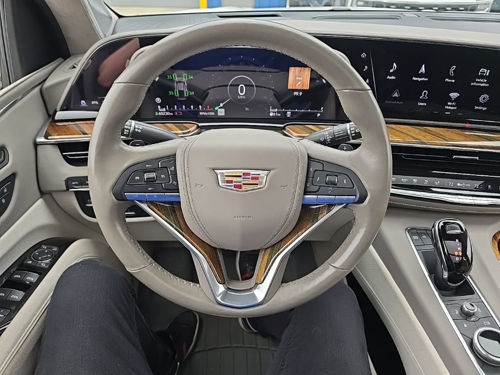 Used 2021 Cadillac Escalade ESV Premium Luxury Platinum AWD/4WD image 28
