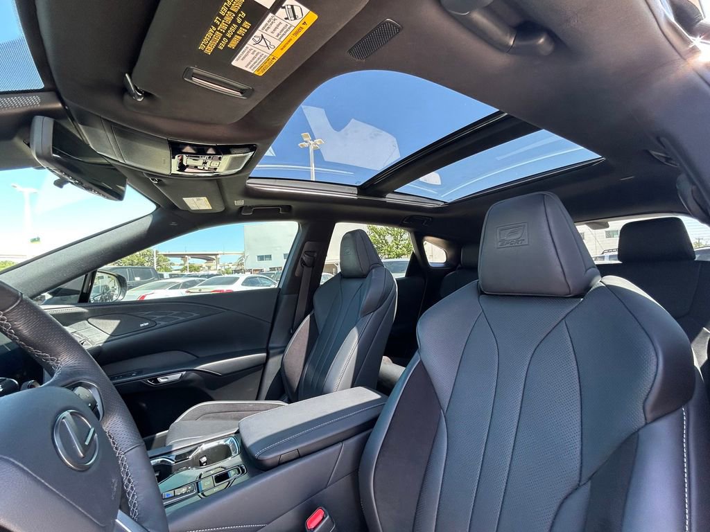 Used 2024 Lexus RX 500h F Sport w/ Convenience Package image 12