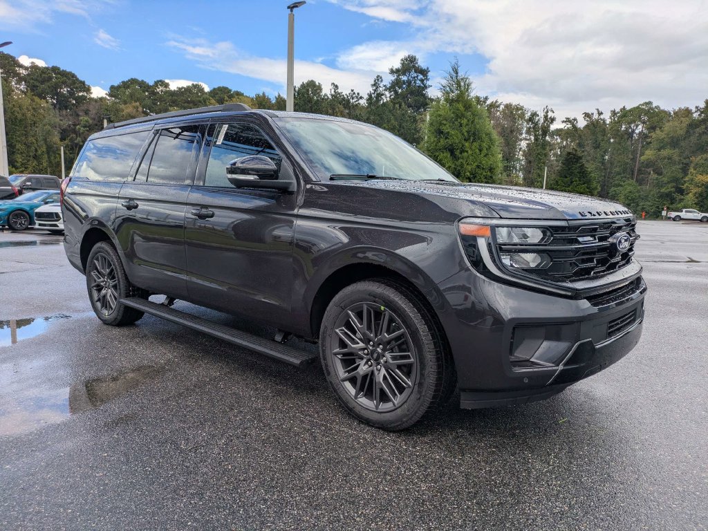 New 2027 Ford Expedition Max Platinum w/ Stealth Appearance Package
