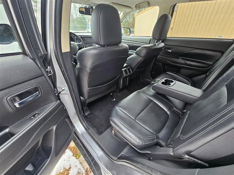 Used 2019 Mitsubishi Outlander SE image 13
