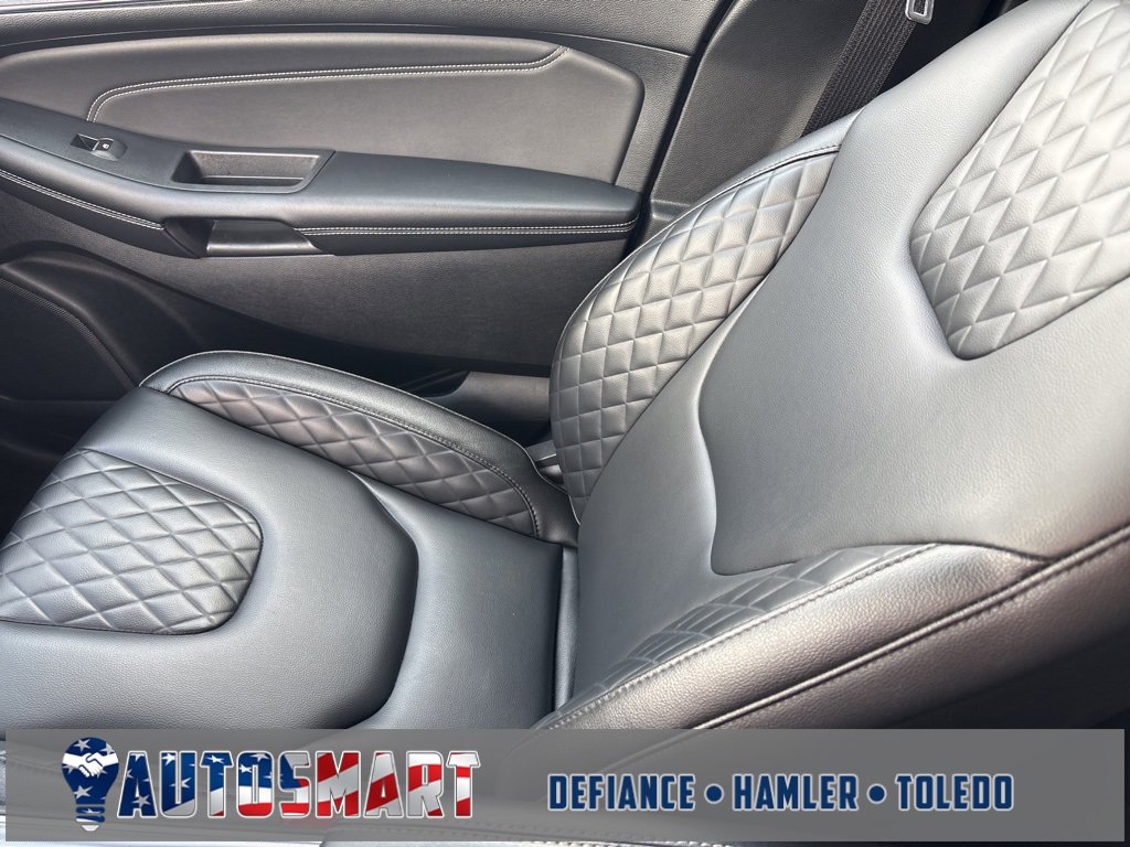 Used 2024 Ford Edge Titanium image 42