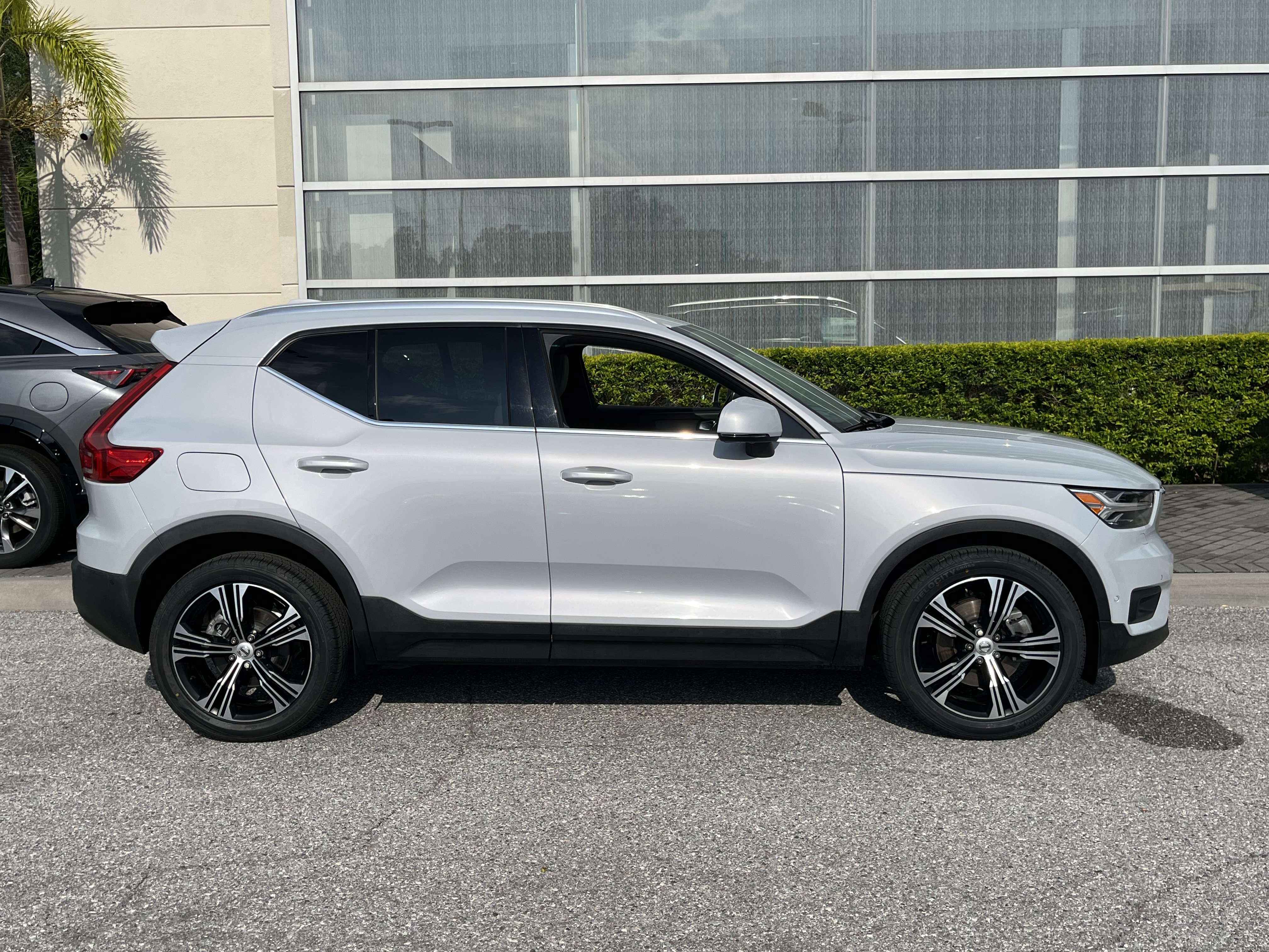 Used 2022 Volvo XC40 T5 Inscription w/ Advanced Package AWD/4WD image 10