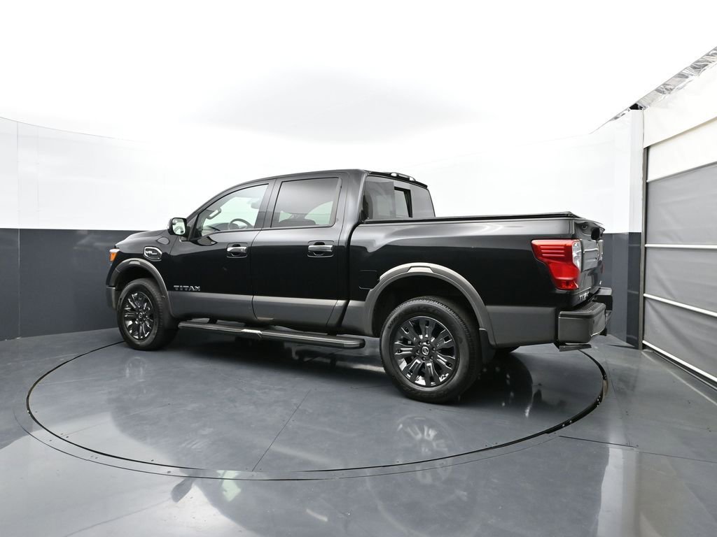 Used 2017 Nissan Titan Platinum Reserve AWD/4WD image 7