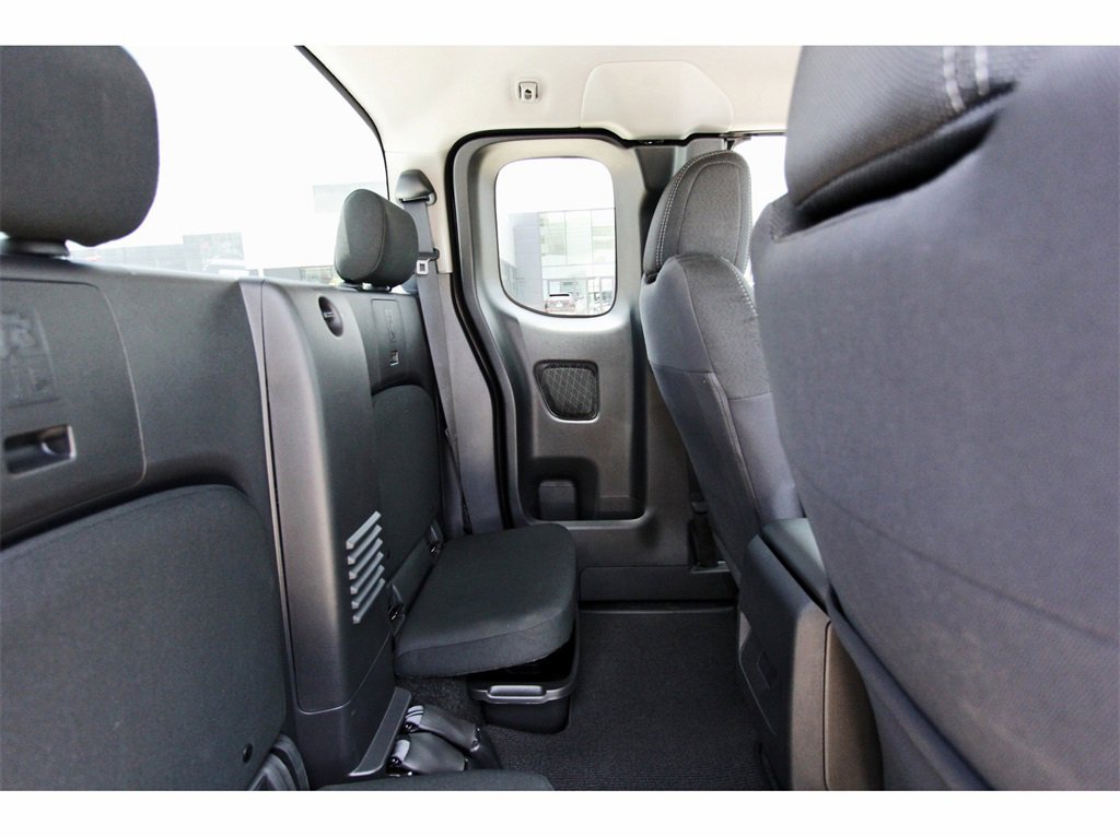 Certified 2024 Nissan Frontier SV w/ Technology Package image 9