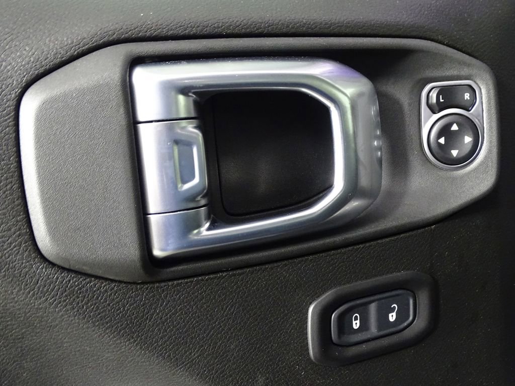 New 2026 Jeep Wrangler Unlimited Rubicon image 17