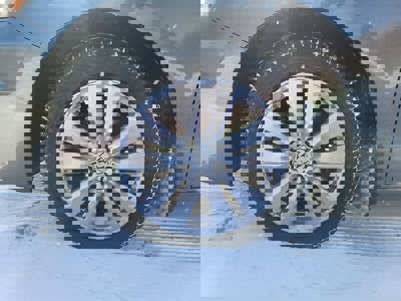 Used 2011 Honda Accord EX image 30