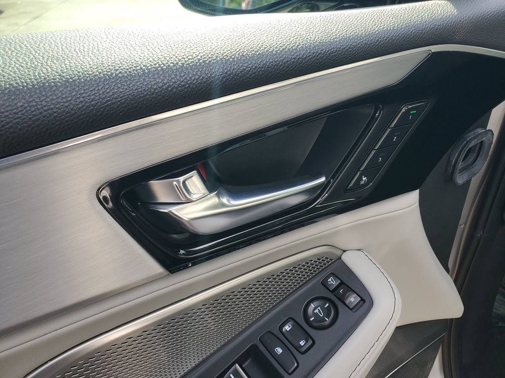 Used 2024 Acura MDX FWD w/ Technology Package image 21