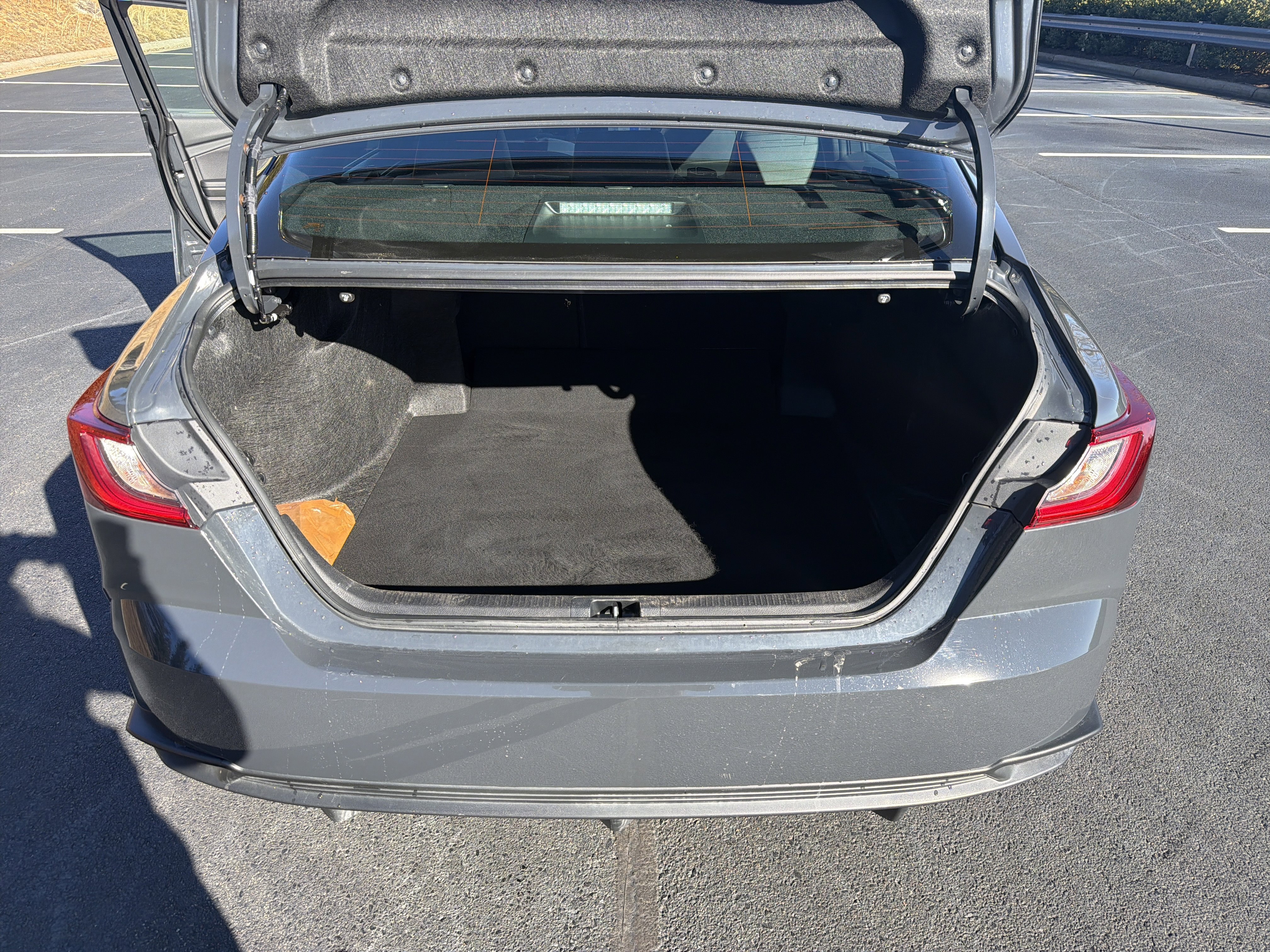 Certified 2025 Toyota Camry SE image 17