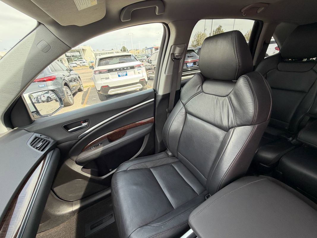 Used 2020 Acura MDX SH-AWD image 25